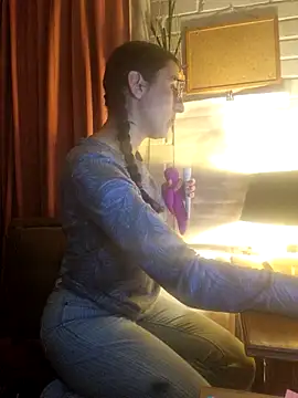 Afrania online show from 04-21-26, 02:47