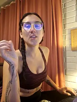 Afrania online show from 04-15-26, 04:18