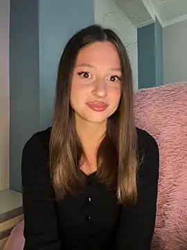 Kimsweet7 online show from 10-06-25, 06:08