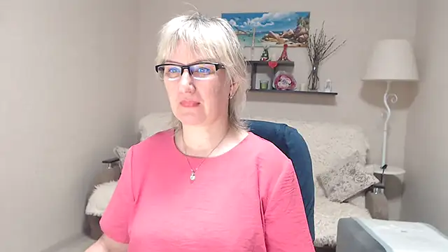 FleurMays online show from 04-25-26, 03:20