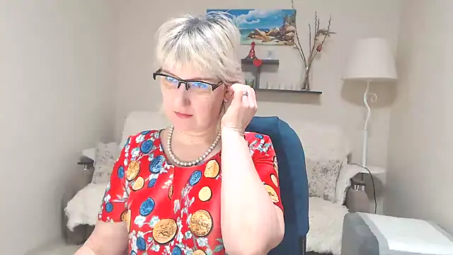 FleurMays online show from 03-01-25, 02:48