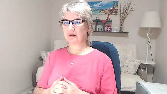 FleurMays online show from 10-28-25, 03:07