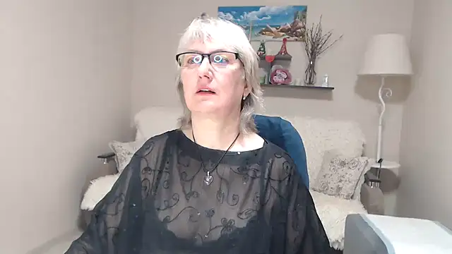 FleurMays online show from 04-13-26, 10:19