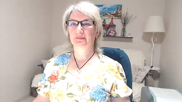 FleurMays online show from 05-05-26, 05:21