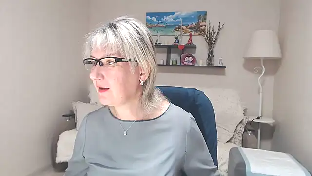 Snapshot of FleurMays chatting on 07-05-26, 05:14 FleurMays online show from 07-05-26, 05:14