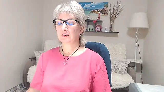 FleurMays online show from 10-24-25, 05:39