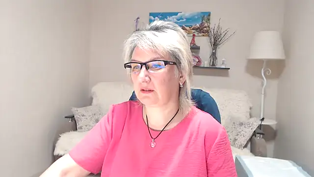 FleurMays online show from 05-07-26, 04:06