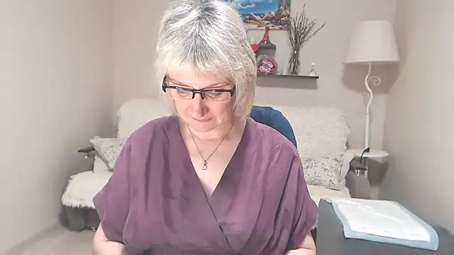 FleurMays online show from 05-29-26, 04:29
