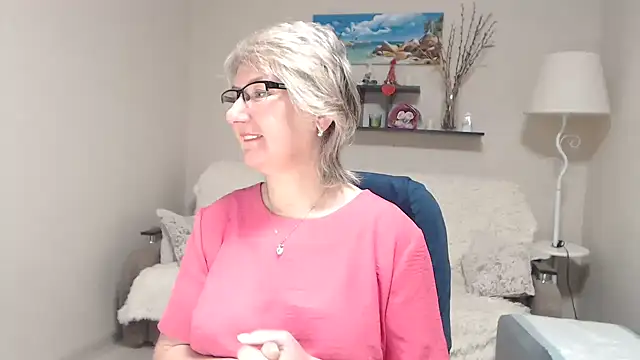 FleurMays online show from 01-15-26, 05:55