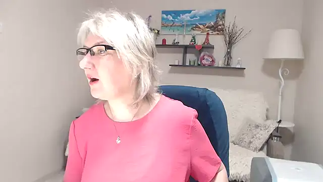 FleurMays online show from 04-26-26, 03:37