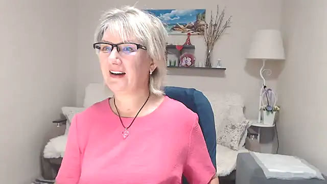 FleurMays online show from 09-30-25, 05:35