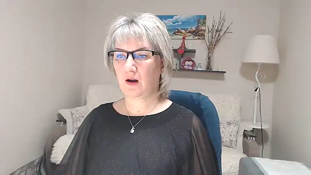 FleurMays online show from 11-08-25, 05:00