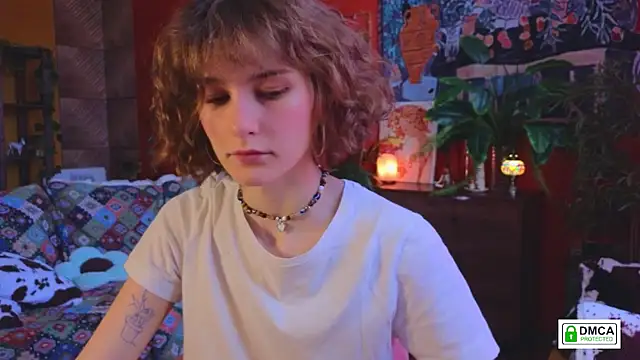 Snapshot of Era_Robinhood chatting on 05-08-26, 08:40 Era Robinhood online show from 05-08-26, 08:40
