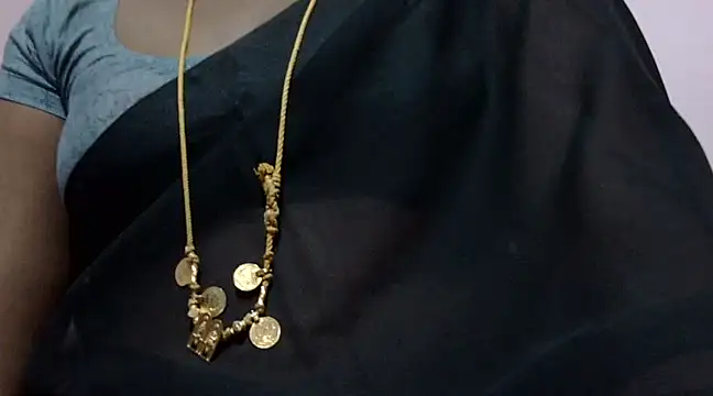 Snapshot of Hot_akshara chatting on 02-26-25, 06:04 Hot akshara online show from 02-26-25, 06:04