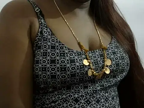 Snapshot of Hot_akshara chatting on 10-11-25, 09:54 Hot akshara online show from 10-11-25, 09:54