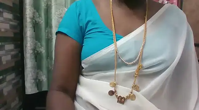 Snapshot of Hot_akshara chatting on 12-08-24, 06:11 Hot akshara online show from 12-08-24, 06:11