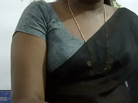 Snapshot of Hot_akshara chatting on 10-05-25, 01:02 Hot akshara online show from 10-05-25, 01:02