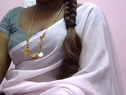 Snapshot of Hot_akshara chatting on 11-07-25, 05:50 Hot akshara online show from 11-07-25, 05:50