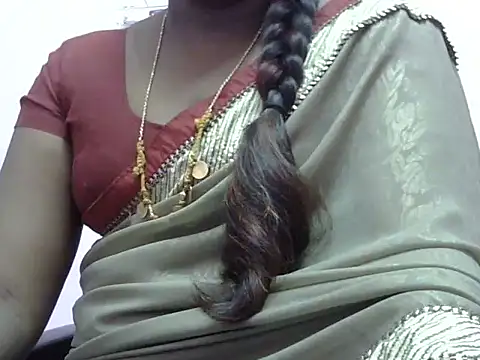 Snapshot of Hot_akshara chatting on 12-18-25, 05:17 Hot akshara online show from 12-18-25, 05:17