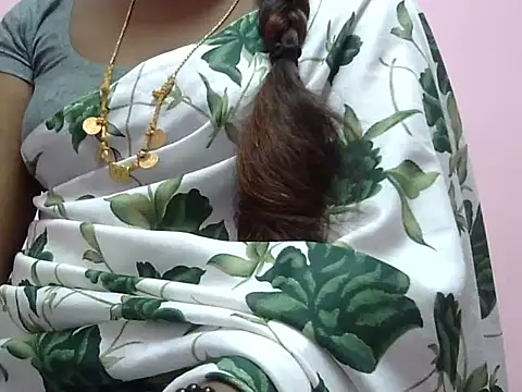 Snapshot of Hot_akshara chatting on 11-19-25, 05:46 Hot akshara online show from 11-19-25, 05:46