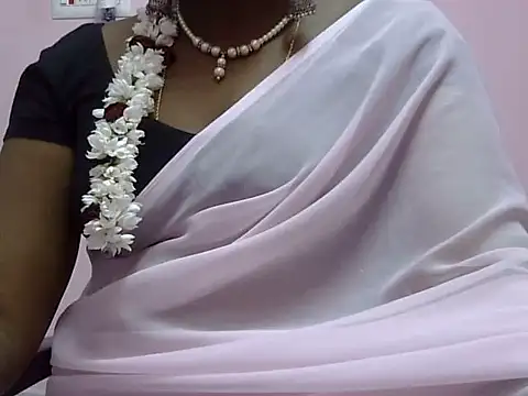 Snapshot of Hot_akshara chatting on 01-07-26, 05:01 Hot akshara online show from 01-07-26, 05:01