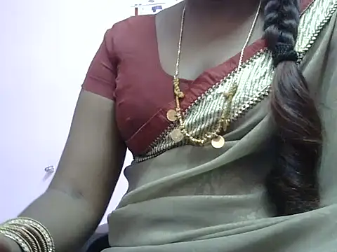 Snapshot of Hot_akshara chatting on 11-14-25, 03:48 Hot akshara online show from 11-14-25, 03:48