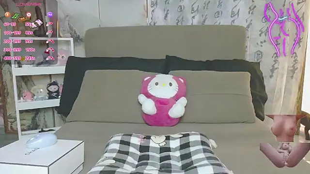 Snapshot of Chinhh9-9 chatting on 10-07-25, 03:40 Chinhh9-9 online show from 10-07-25, 03:40