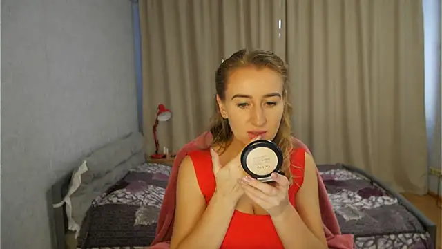 Sophiloren online show from 11-11-25, 07:47