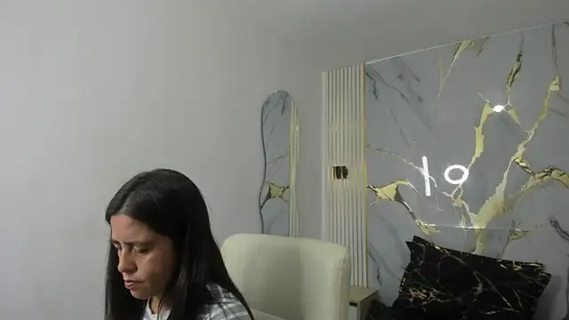 kathina giraldo online show from 04-07-26, 12:51
