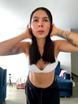 SofiaG  online show from 11-04-25, 07:17