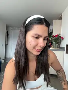 SofiaG  online show from 11-13-25, 08:57