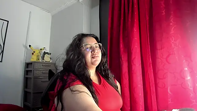 Snapshot of RubyPirsso18 chatting on 02-07-26, 07:33 RubyPirsso18 online show from 02-07-26, 07:33