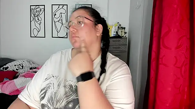 Snapshot of RubyPirsso18 chatting on 02-11-26, 07:03 RubyPirsso18 online show from 02-11-26, 07:03