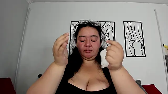 Snapshot of RubyPirsso18 chatting on 02-27-26, 07:24 RubyPirsso18 online show from 02-27-26, 07:24