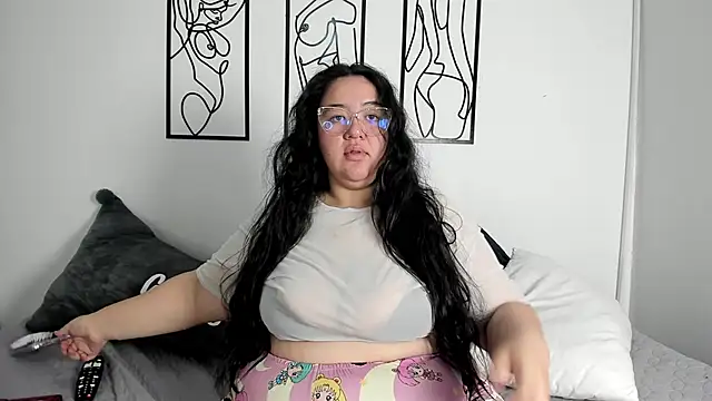 RubyPirsso18 online show from 10-18-25, 07:16