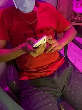 Vampiredaddy  online show from 10-31-25, 05:31