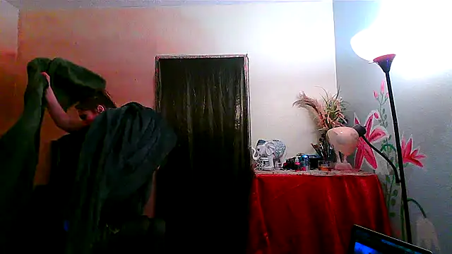 Snapshot of lilyhornyhousewife chatting on 02-12-25, 12:01 lilyhornyhousewife online show from 02-12-25, 12:01