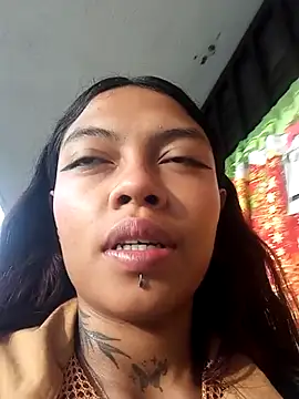 Lunita 5 online show from 11-22-25, 09:24