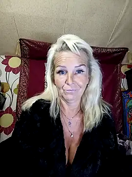 CassandraSandra44 online show from 10-13-25, 05:47