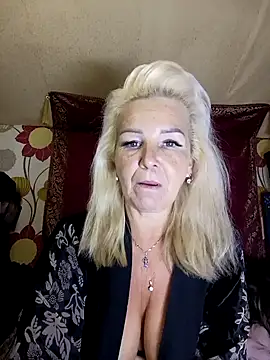 CassandraSandra44 online show from 11-20-25, 04:24