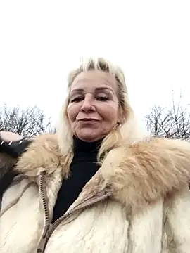 CassandraSandra44 online show from 12-20-25, 09:45