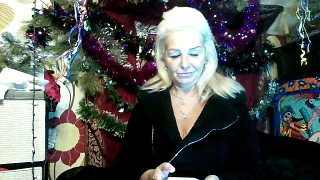 CassandraSandra44 online show from 01-15-26, 05:55