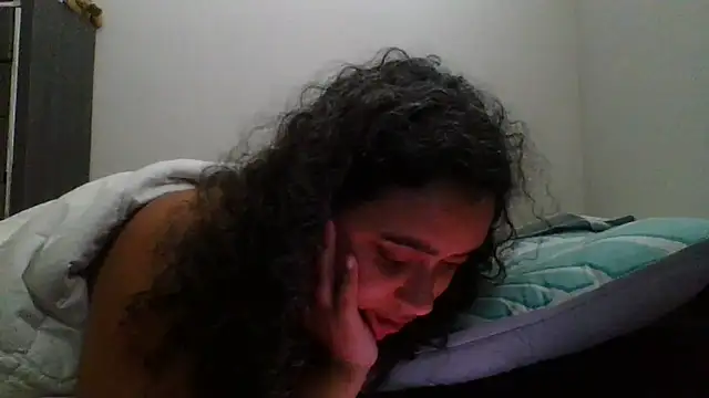 cinnaminnie online show from 11-15-25, 04:55