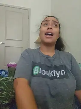 cinnaminnie online show from 05-10-26, 07:16