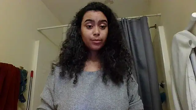 cinnaminnie online show from 01-16-25, 04:39