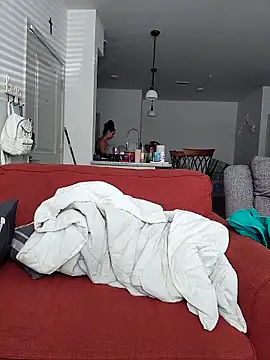 cinnaminnie online show from 09-30-25, 04:57