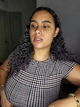 cinnaminnie online show from 01-06-26, 08:13