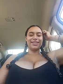 cinnaminnie online show from 03-17-25, 10:08