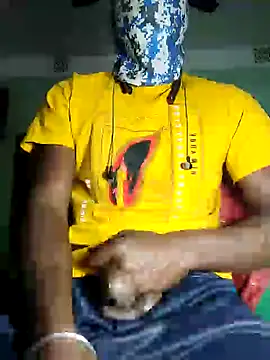 Snapshot of Hunter_boy9 chatting on 01-22-25, 03:51 Hunter boy9 online show from 01-22-25, 03:51