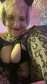 Snapshot of Hunniebunnie78 chatting on 07-01-26, 04:57 Hunniebunnie78 online show from 07-01-26, 04:57